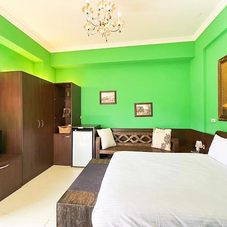 Ho Feng Private Hotel 電梯自助民宿 吉安郷 エクステリア 写真