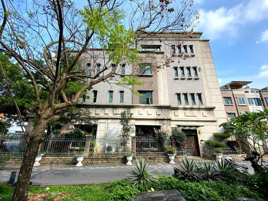 Ho Feng Private Hotel 電梯自助民宿 吉安郷 エクステリア 写真